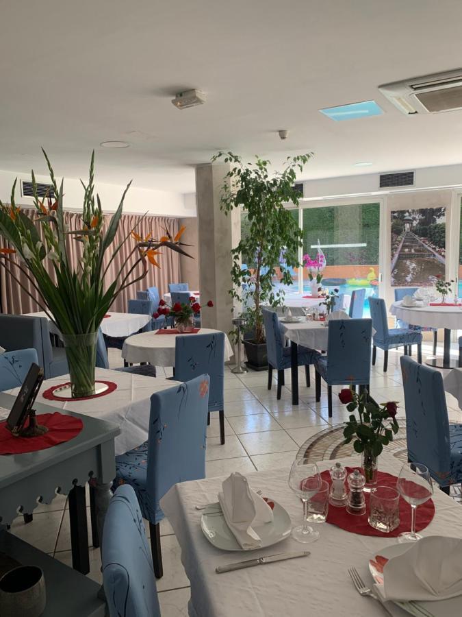 Hotel Restaurant De La Mer Golfe-Juan Buitenkant foto