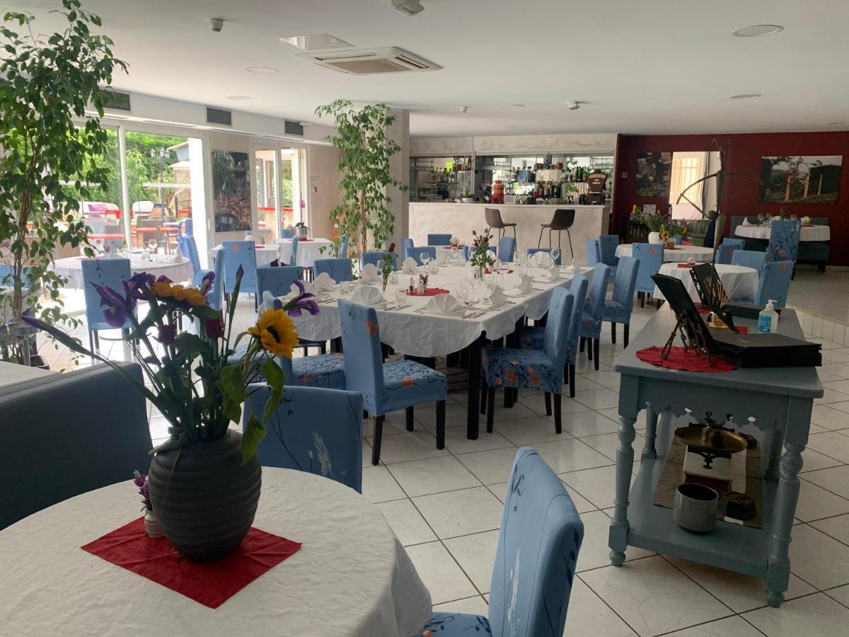 Hotel Restaurant De La Mer Golfe-Juan Buitenkant foto